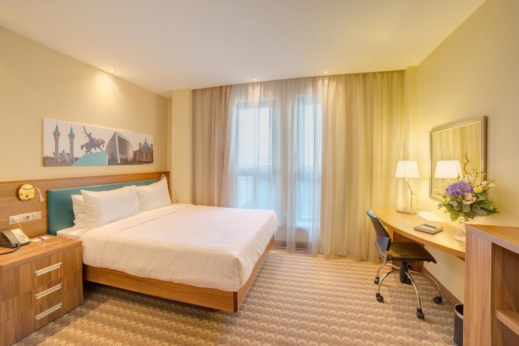 Hampton By Hilton Ufa Hotel Room photo